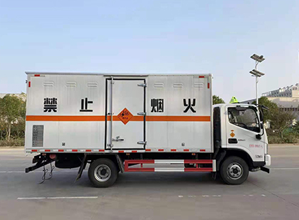 阳春爆破器材运输车